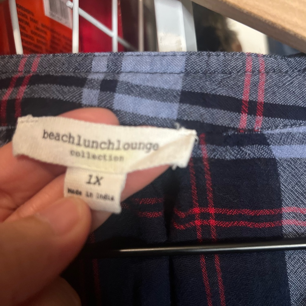 BeachLunchLounge Collection - Picture 3 of 4